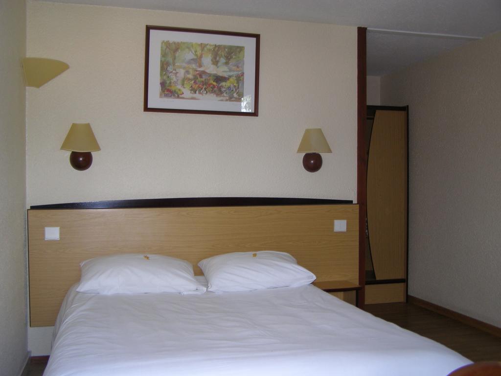 Hotel Nancy Sud Vandoeuvre chambres rénovées Habitación foto